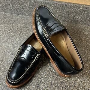 G.H.Bass & Co Weejuns Womens 6 M Black Patent Leather Slip On Penny Loafer Flats